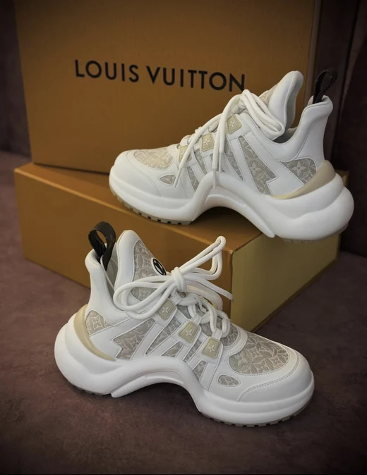 Louis Vuitton Archlight 65 en Louis Vuitton Archlight 65